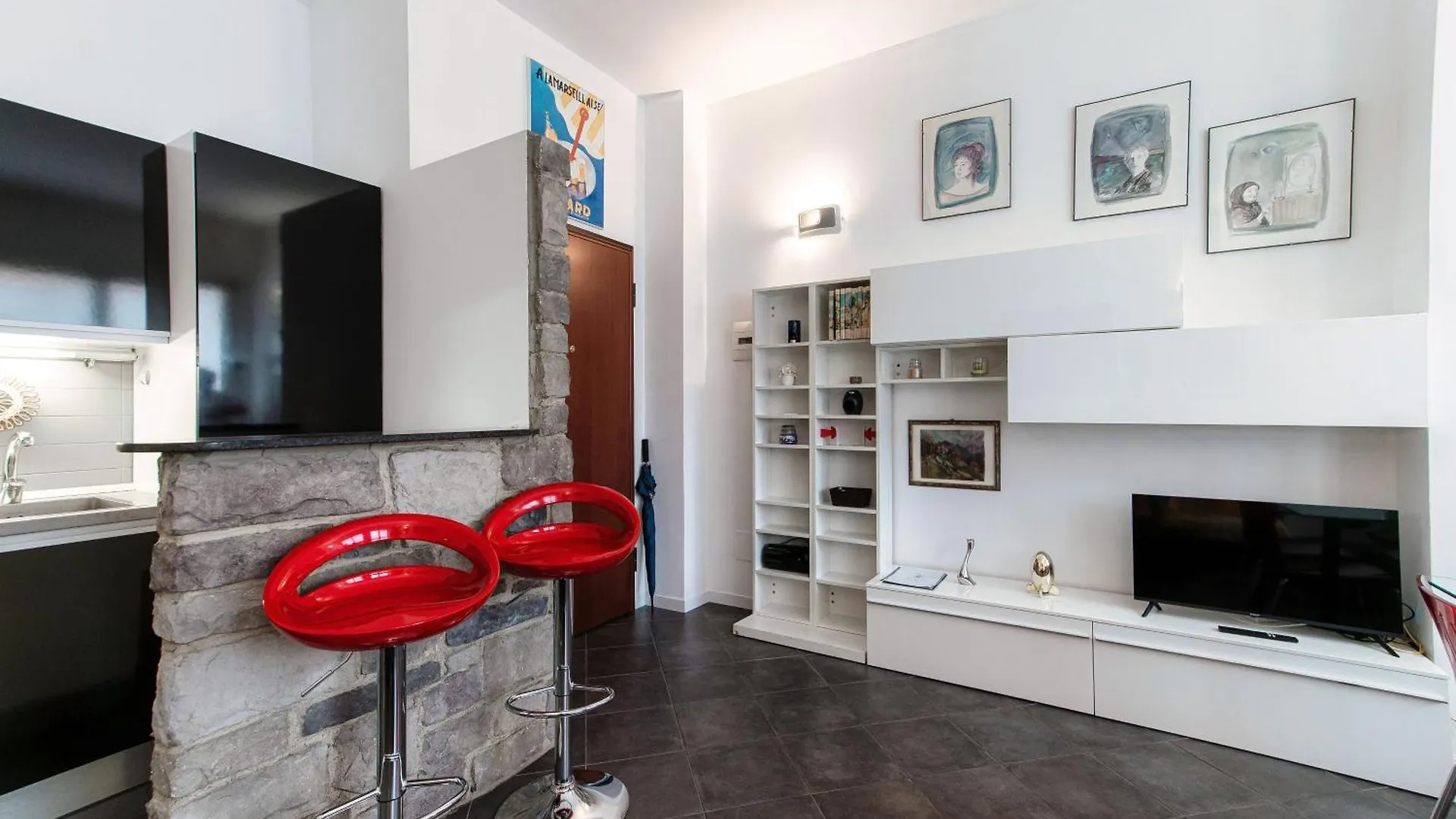Your Nest In Como - Aqua Apartments 0*,  Italië