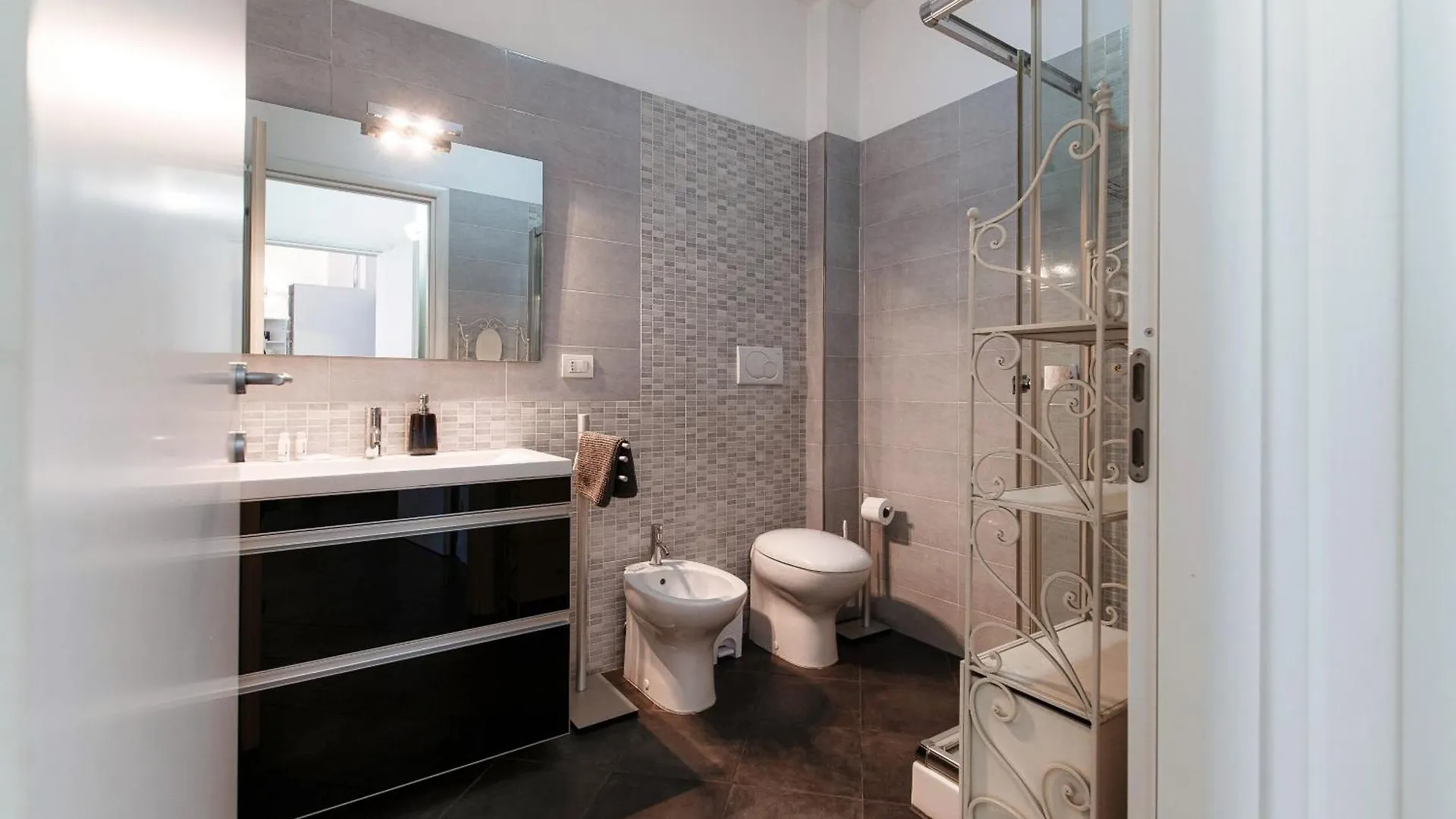 Your Nest In Como - Aqua Apartments Ιταλία