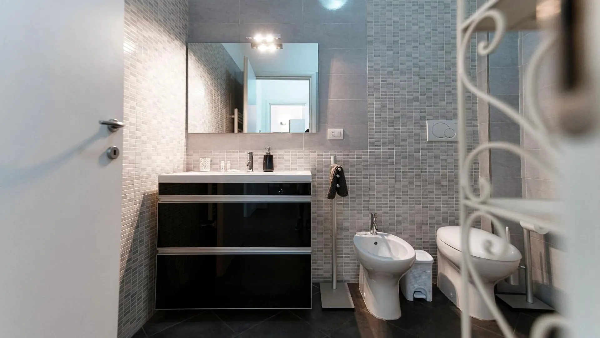 Your Nest In Como - Aqua Apartments